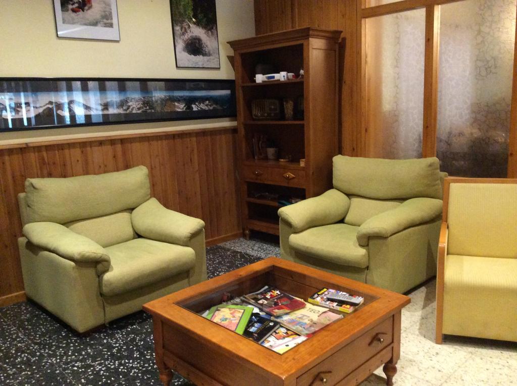 Hotel La Ribera ริเบราเดการ์ดอส ภายนอก รูปภาพ